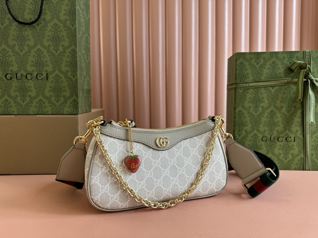 Gucci Hobo Bags